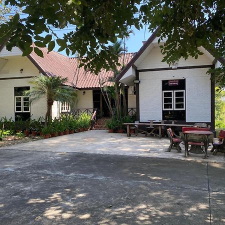 Rs Phong Riverside Resort Khon Kaen Dış mekan fotoğraf