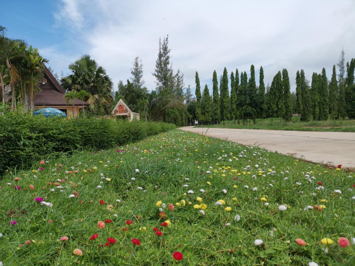 Rs Phong Riverside Resort Khon Kaen Dış mekan fotoğraf