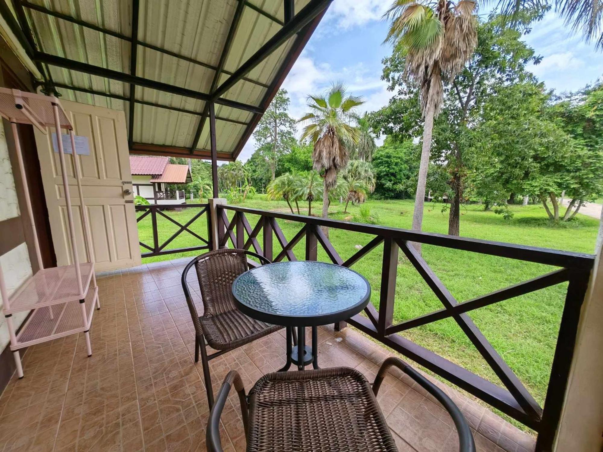 Rs Phong Riverside Resort Khon Kaen Dış mekan fotoğraf